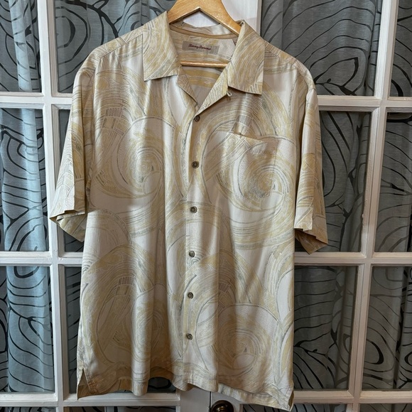 Tommy Bahama XL Silk Muted Ivory Gold Waves Short Sleeve Button Front Shirt - Picture 1 of 10